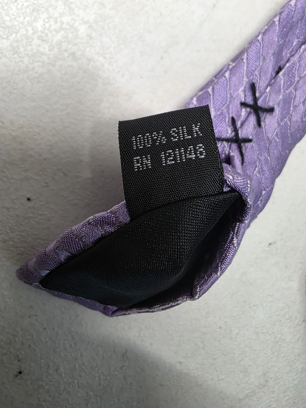 Kenneth Cole New York Men’s Silk Tie Purple Lavender Geometric Necktie